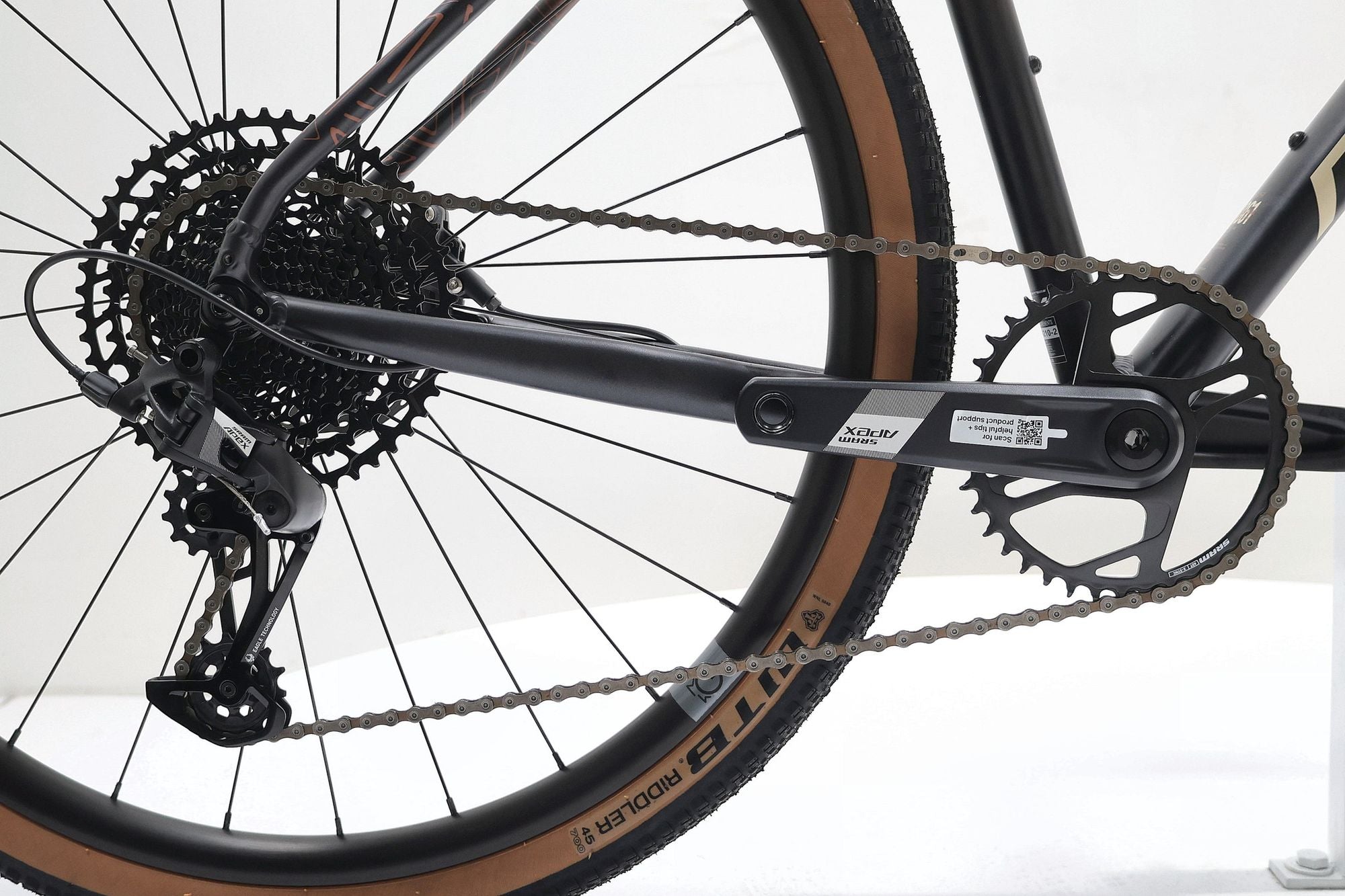 Produit Reconditionné · Vélo de route MEGAMO Jakar 20 Apex 2025 · Très bon état