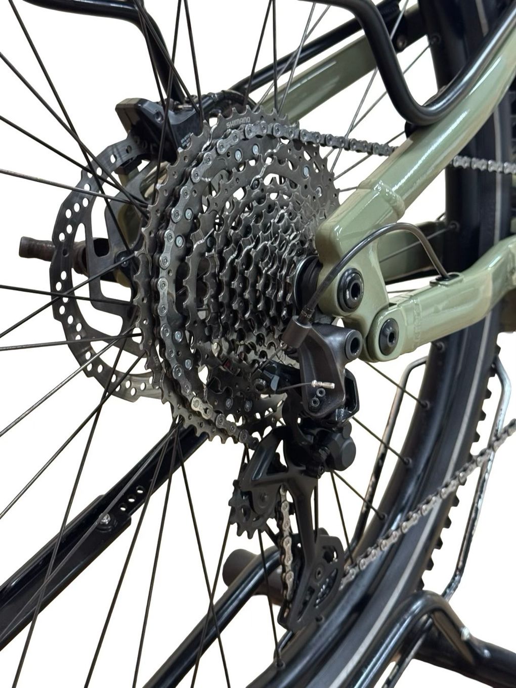 produit reconditionné . Advanced Trekking Pro FS Shimano XT 2024 . Vélo électrique . Advanced . très bon état