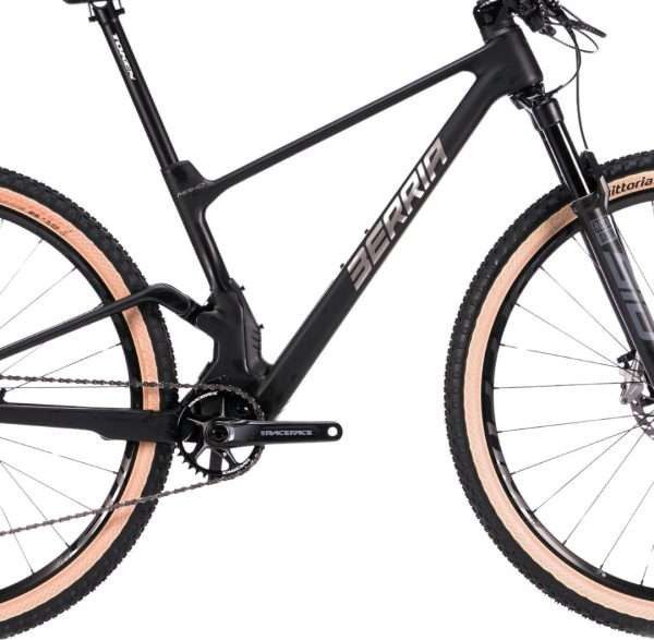 Produit reconditionné - Berria Mako 6.1 Shimano XT / 12v / Très bon état