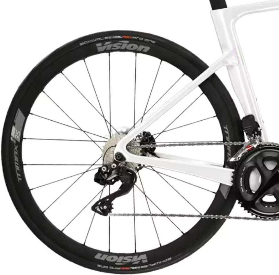 Produit reconditionné - Kross Vento 8.0 105 Di2 / 12v / Très bon état