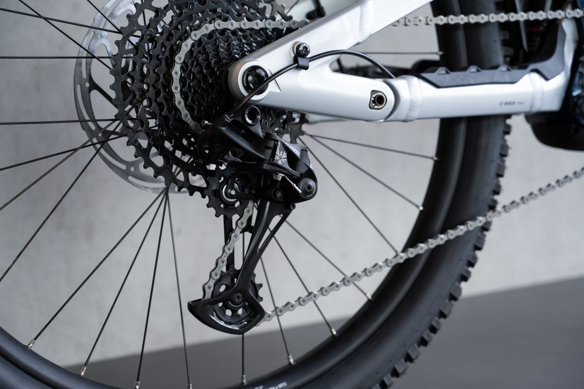 VTT Électrique Tout-Suspendu Haibike AllTrail 4 29/27.5'' Sram 12V 600 Wh Bosch 100 Nm Bleu/Argent 2026