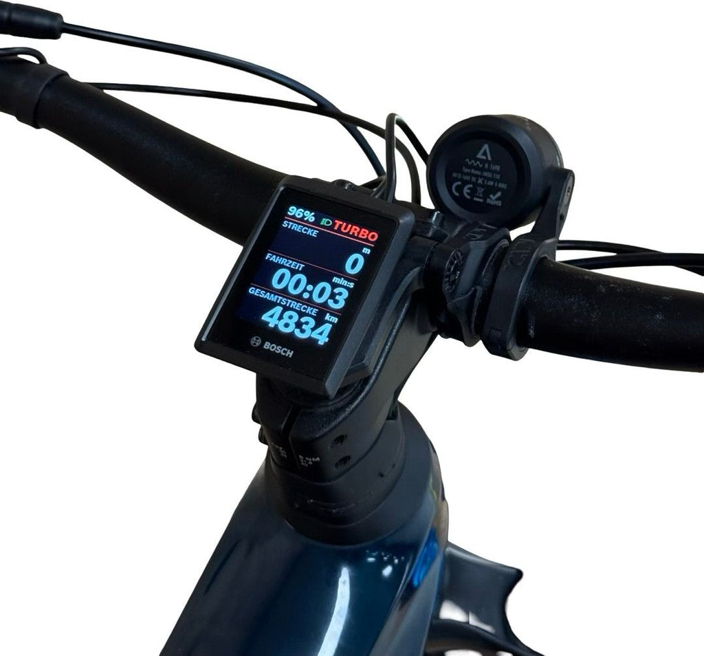 produit reconditionné . Cube Stereo Hybrid 140 HPC SLX 750 Shimano XT 2024 . VTT électrique . Cube . très bon état