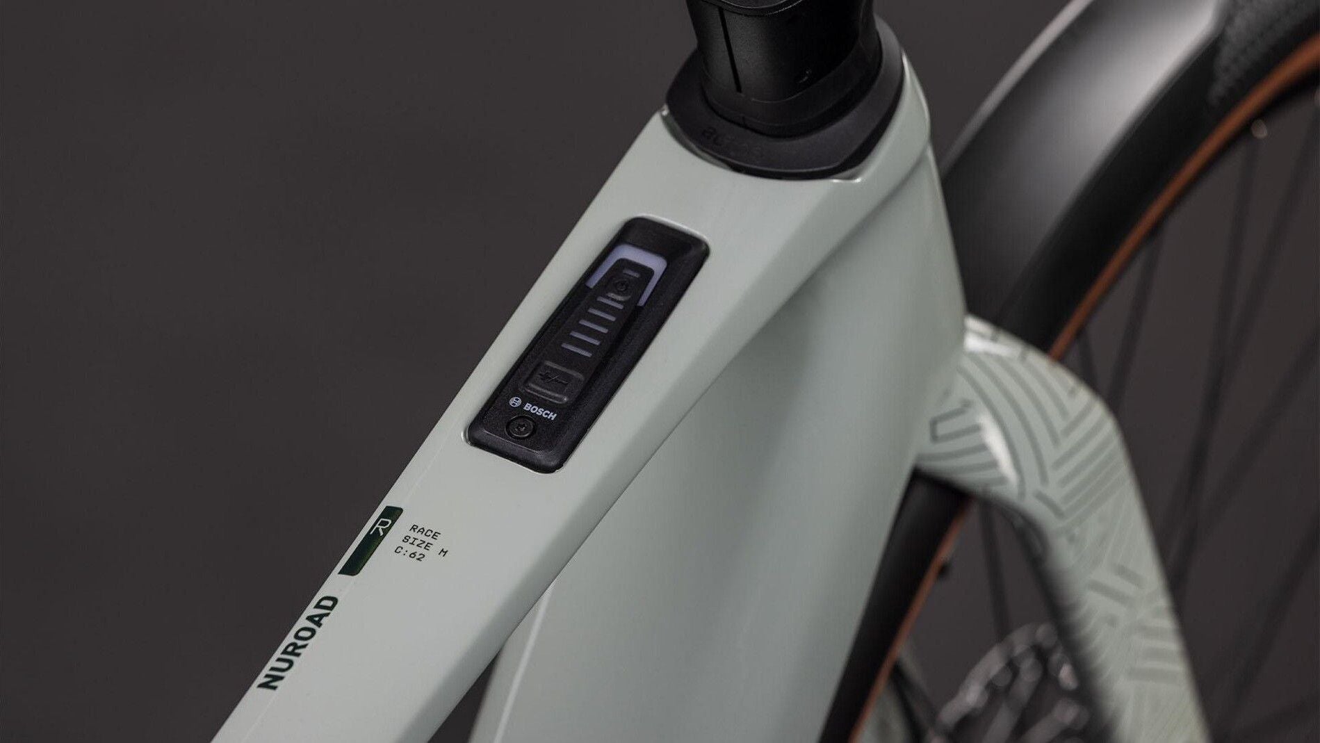 Vélo CUBE Nuroad Hybrid C:62 Race 400X FE reedbeige 2026