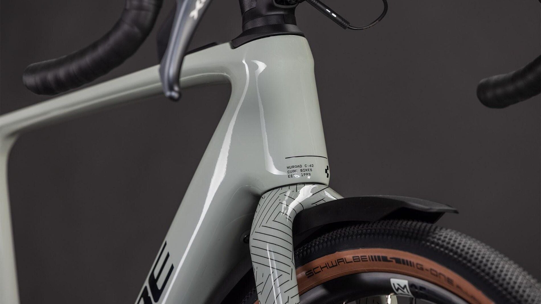 Vélo CUBE Nuroad Hybrid C:62 Race 400X FE reedbeige 2026