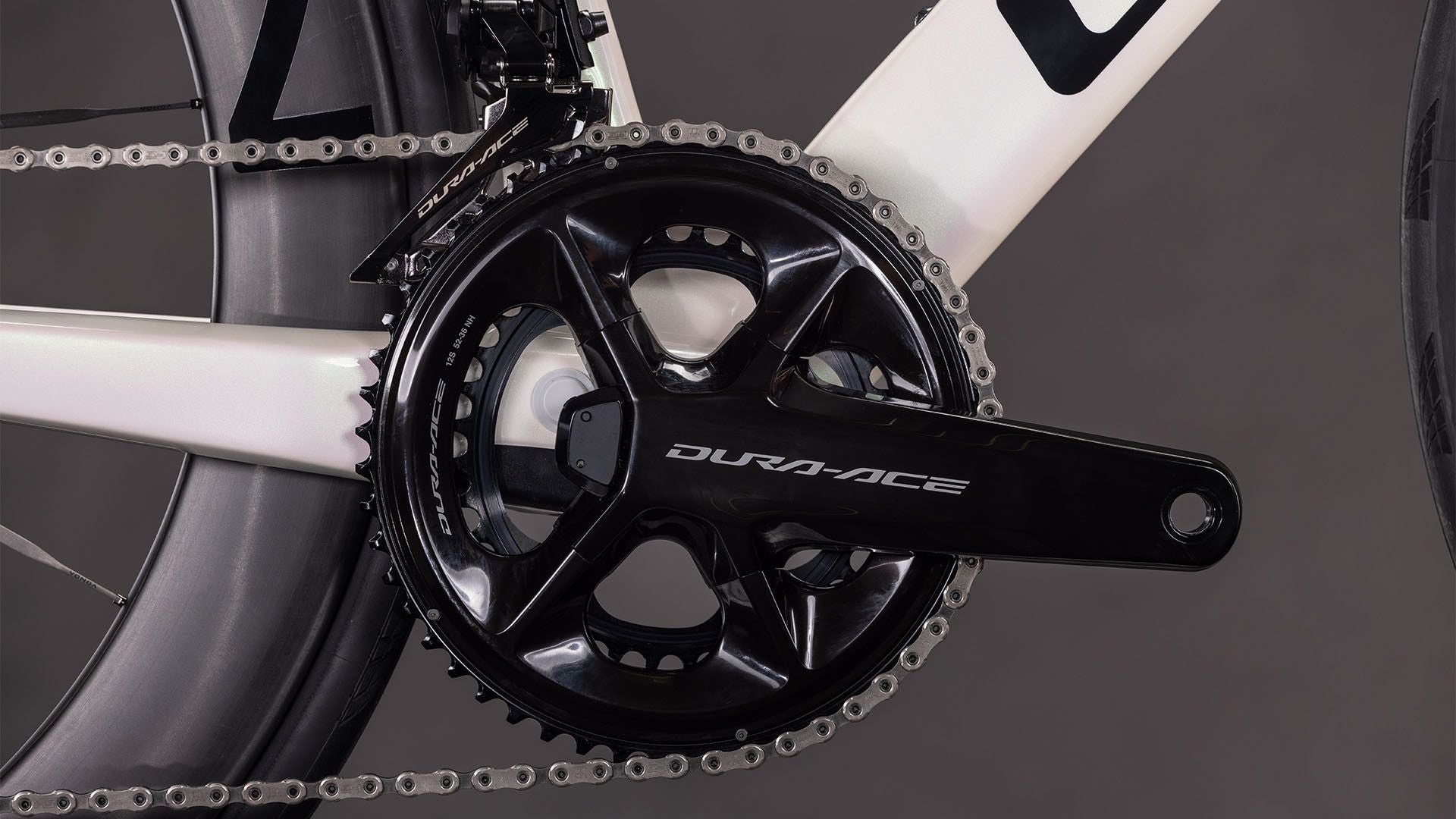 Vélo de Route Cube Litening Aero C:68X SLT Shimano Dura-Ace Di2 12V 700 mm Blanc Nacré Teamline 2026
