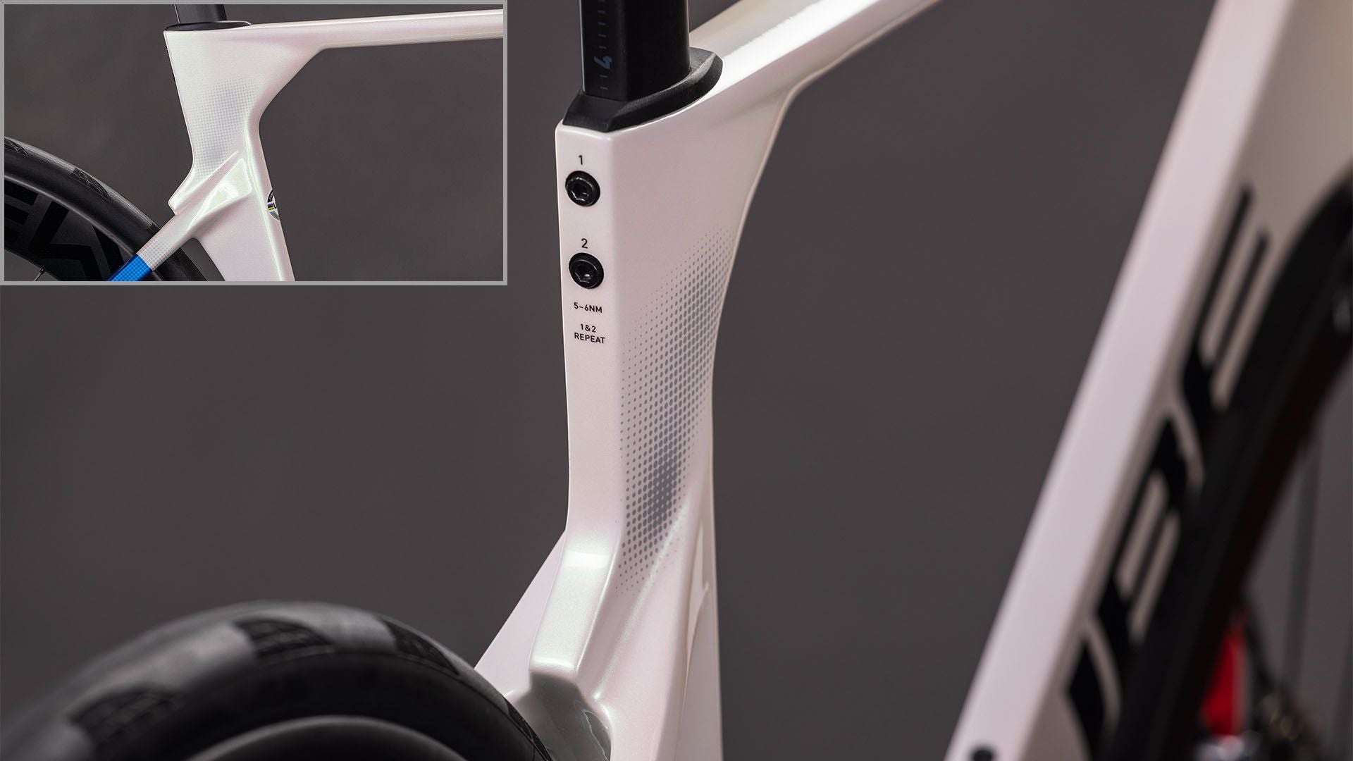Vélo de Route Cube Litening Aero C:68X SLT Shimano Dura-Ace Di2 12V 700 mm Blanc Nacré Teamline 2026