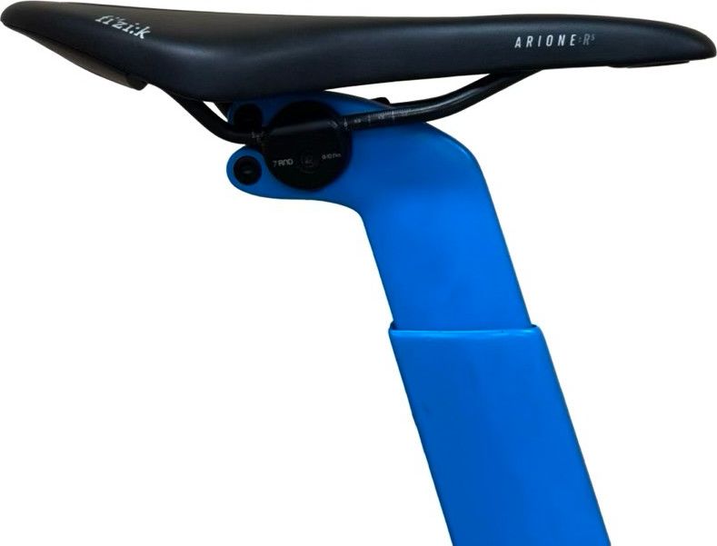 produit reconditionné . Trek Madone SLR 9 Disc eTap P1 Sram Red AXS 2020 . Trek . très bon état