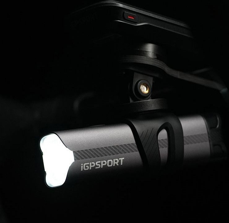 Éclairage Avant IGPSPORT VS800S