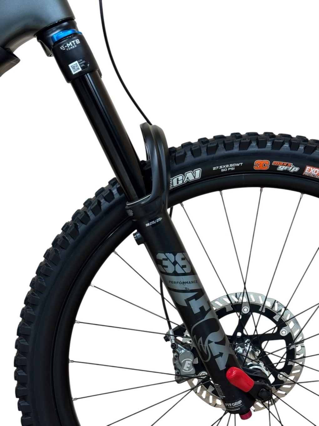 produit reconditionné . Cube Stereo Hybrid 160 HPC TM 750 Sram GX 2024 . VTT électrique . Cube . très bon état