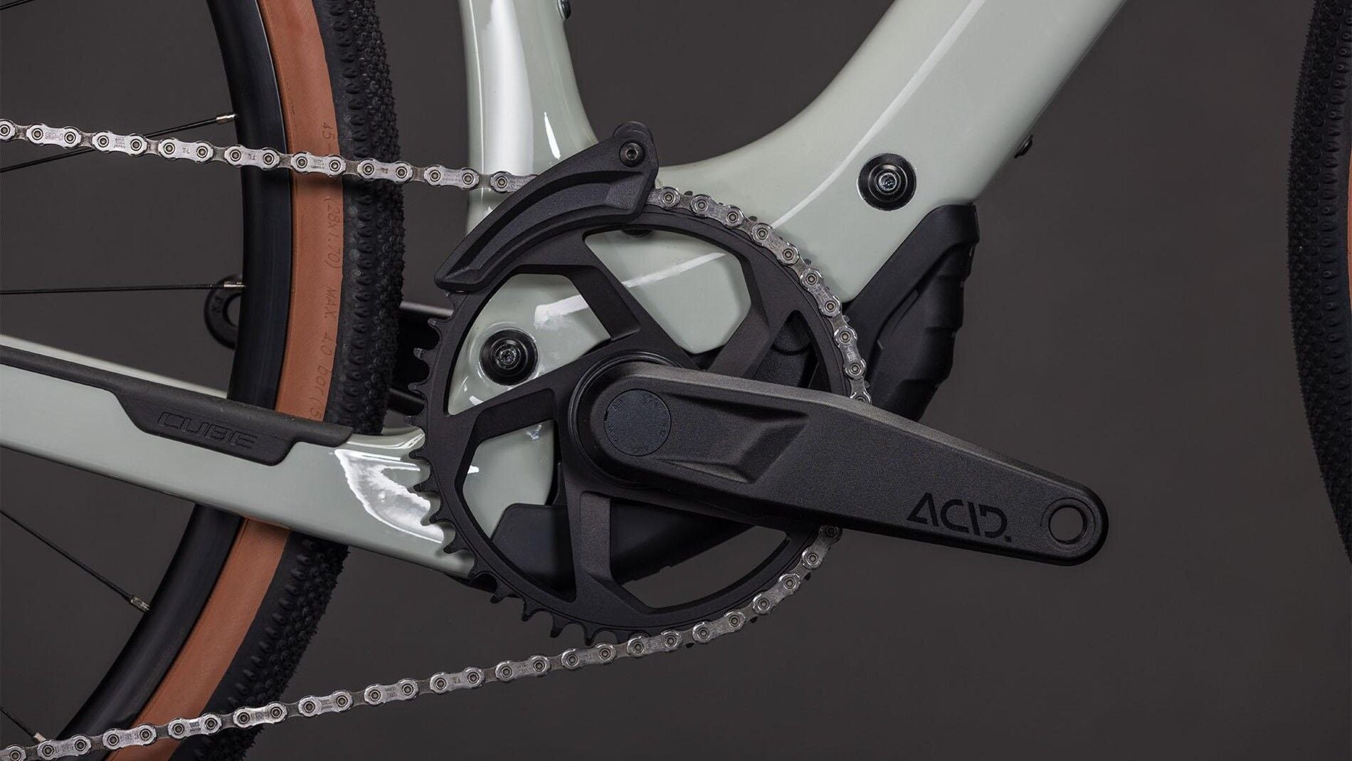 Vélo Cube Nuroad Hybrid C:62 Race 400X 2026