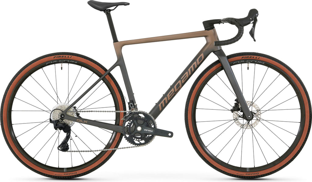 Vélo de Gravel Megamo Silk 06 Shimano GRX RX820 12V 700 mm Marron/Gris 2026