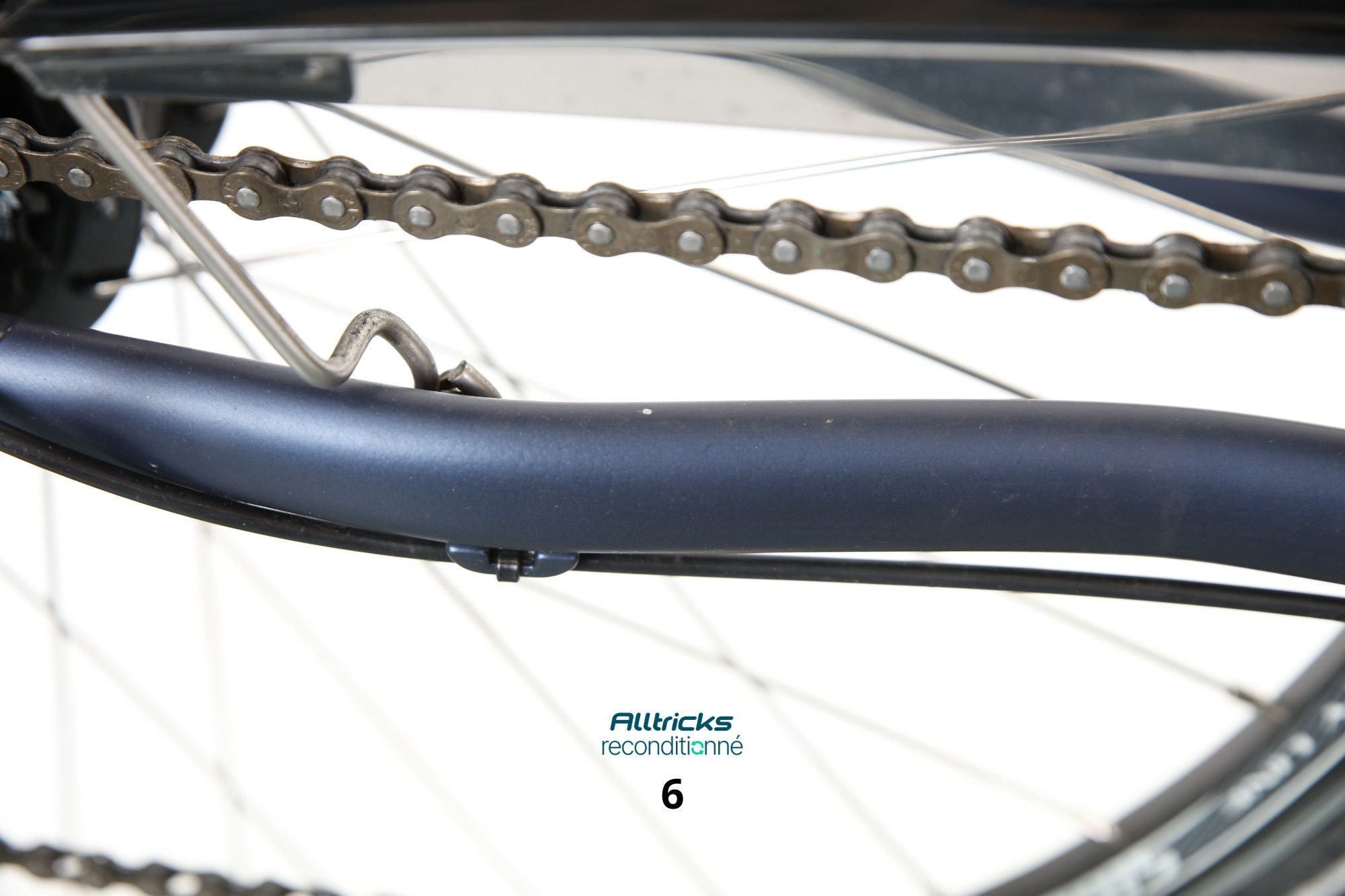 Vélo de Ville Électrique Mixte Bicyklet Claude Shimano Tourney 7V 500 Wh 700 mm Bleu Nuit Mat Marron T.48cm 167/185cm - Produit Reconditionné