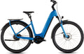 VTC Électrique Cube Kathmandu Hybrid Comfort Pro 800 Easy Entry Enviolo Trekking Courroie 800 Wh 700 mm Bleu Azure 2026