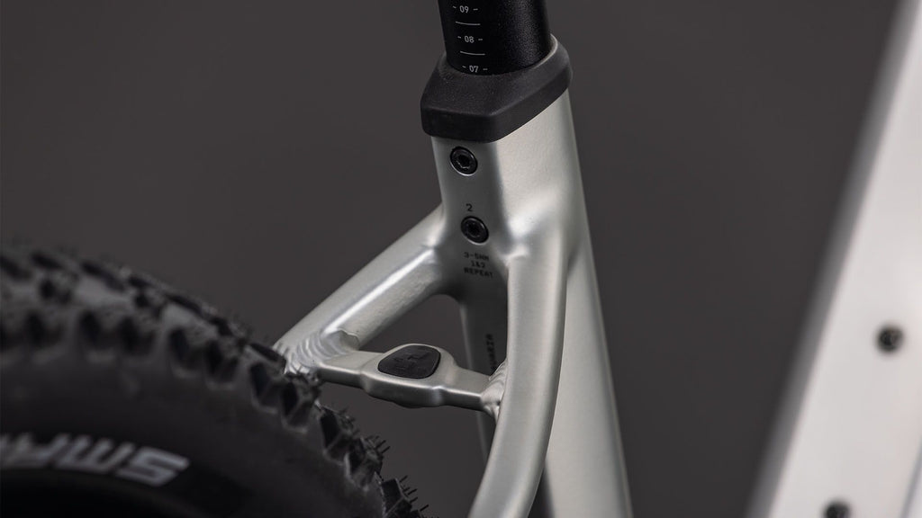 VTT Électrique Cube Reaction Hybrid One 800 Easy Entry Shimano 10V 800 Wh Bosch 120 Nm 27.5'' Gris Sleek 2026