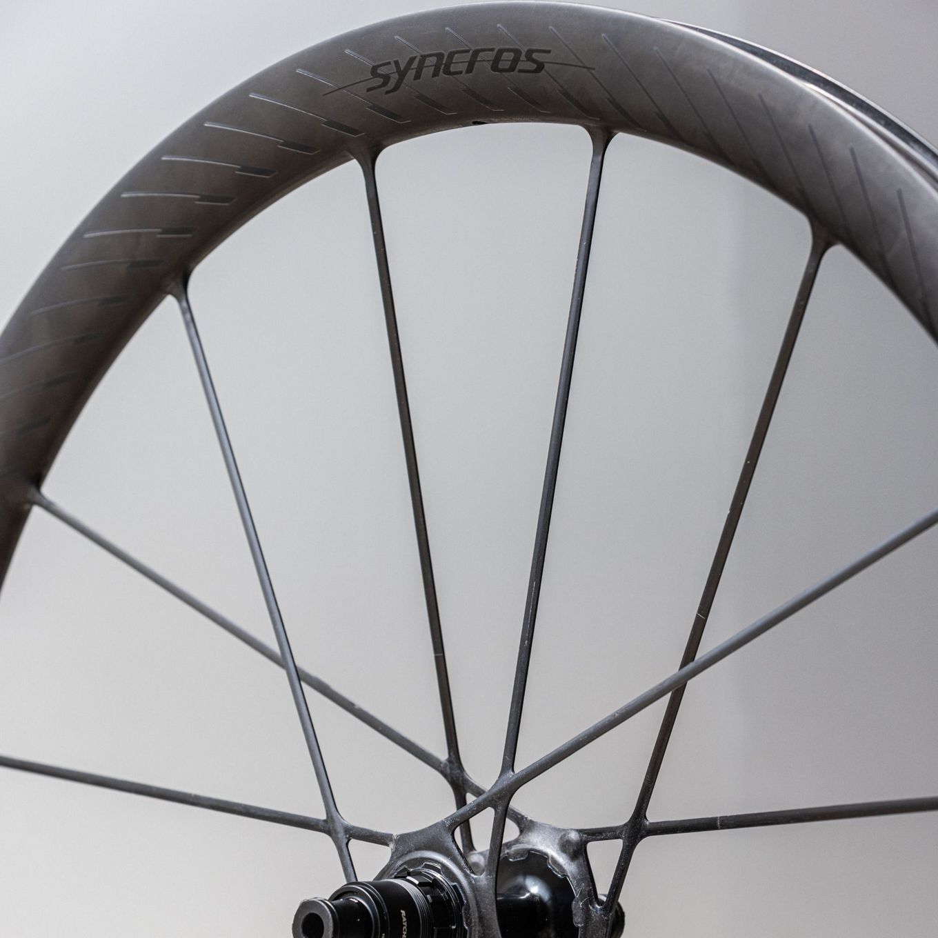 Roue Arrière Syncros Capital SL 40 700mm I 12x142 mm I Centerlock