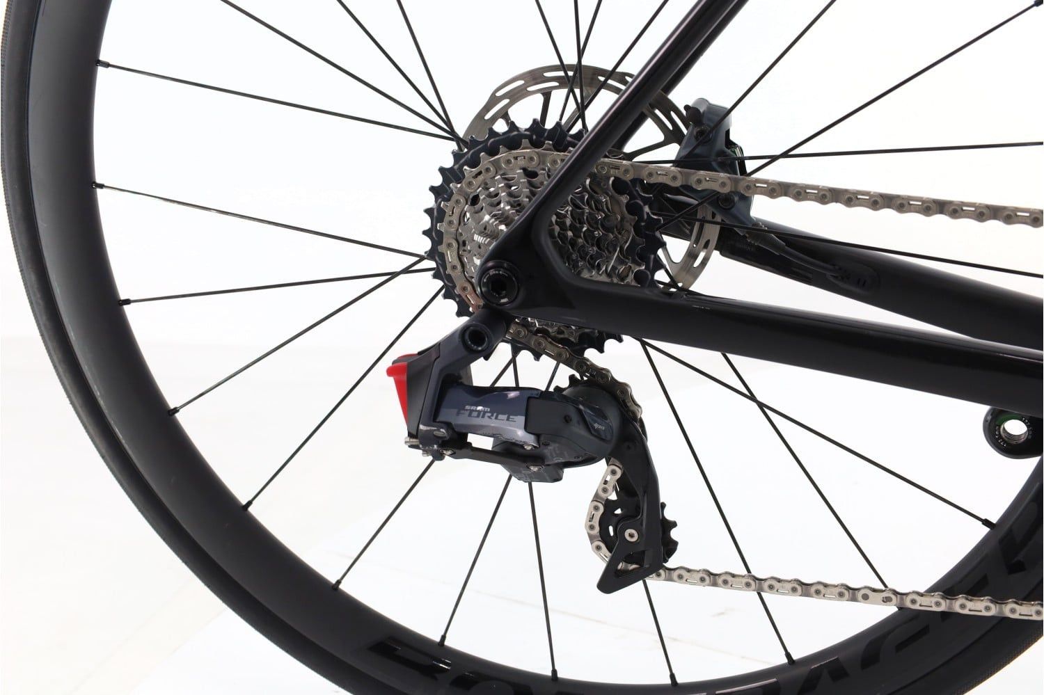 Produit reconditionné · Trek Madone SL6 AXS 12V · Noir / Vélo de route | Très bon état