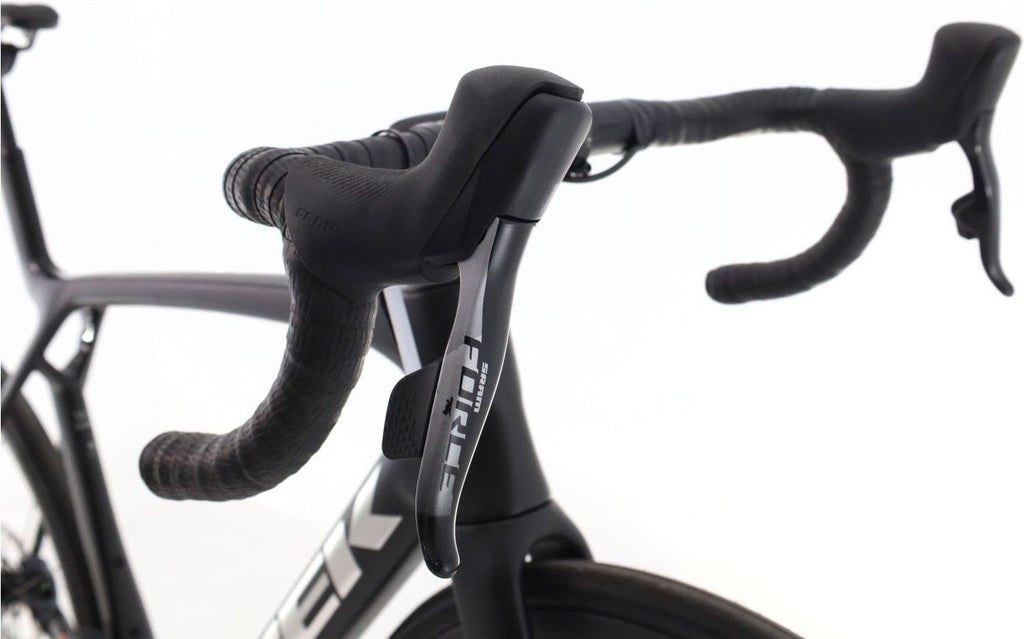 Produit reconditionné · Trek Madone SL6 AXS 12V · Noir / Vélo de route | Très bon état