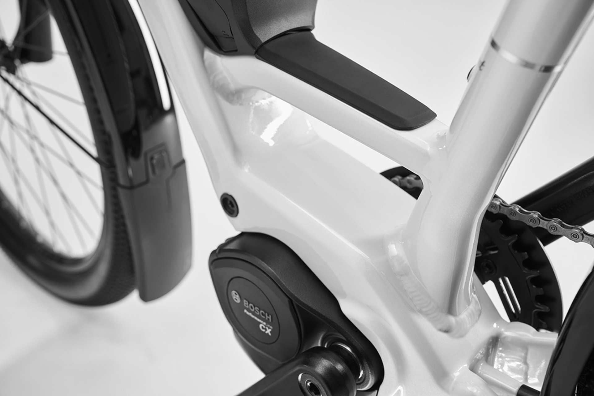 VTC Électrique Diamant Zing Trip Core Bas Shimano Cues 9V 27.5'' 545Wh Blanc 2026