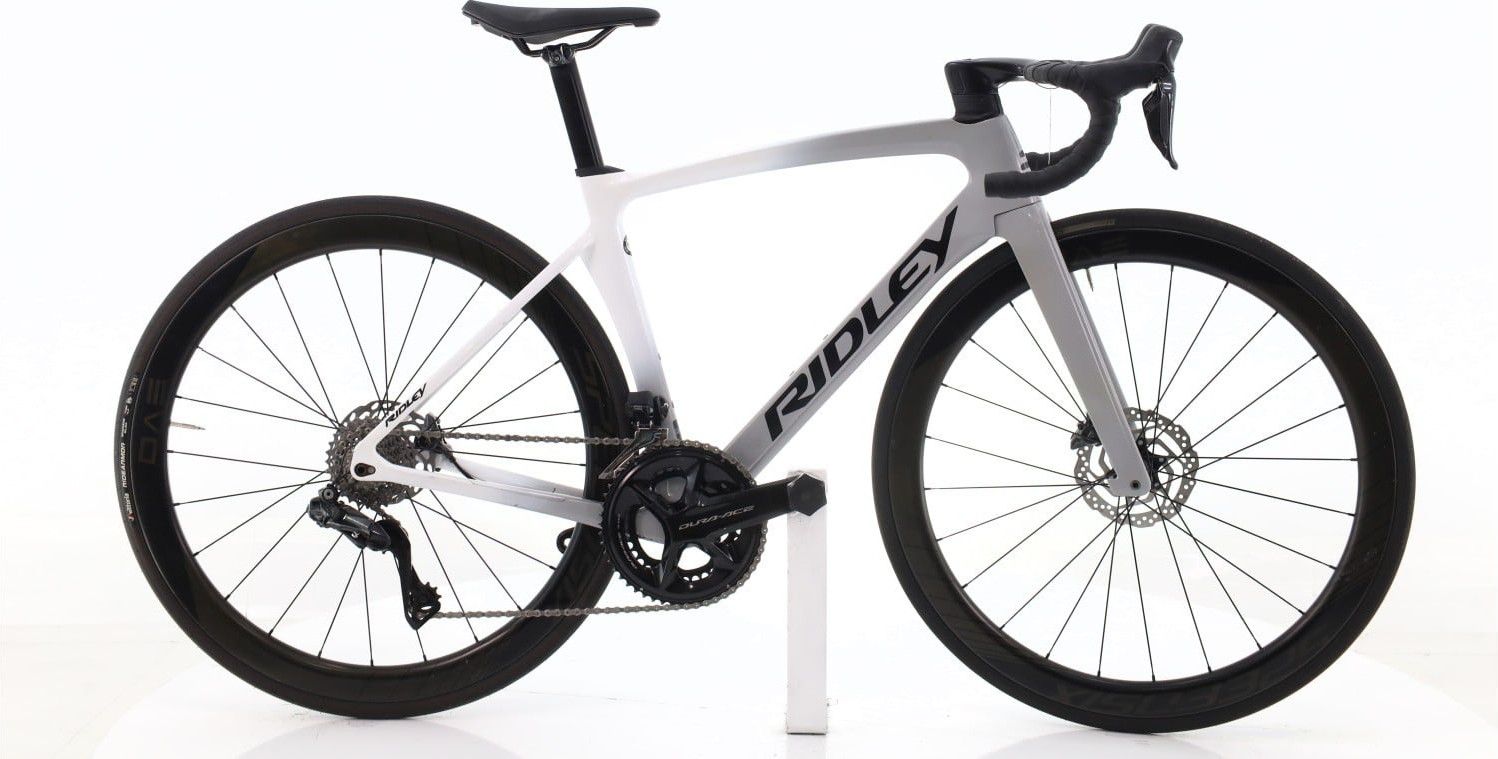 Produit reconditionné · Ridley Noah Fast Di2 12V · Gris / Vélo de route | Très bon état