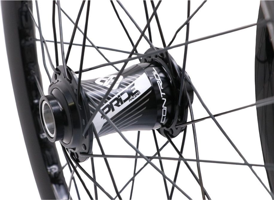Paire de Roues Pride Racing Wave CFR Control V2 20" (406) | 20x100 - 15x110 mm | 6 Trous | Noir Brillant