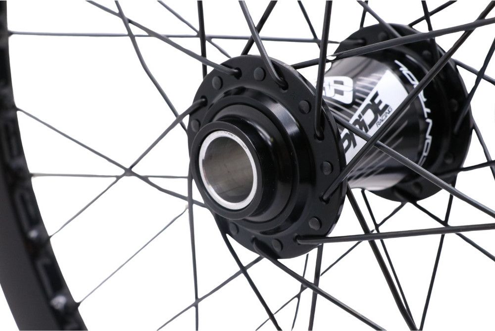 Paire de Roues Pride Racing Wave CFR Control V2 20" (406) | 20x100 - 15x110 mm | 6 Trous | Noir Brillant