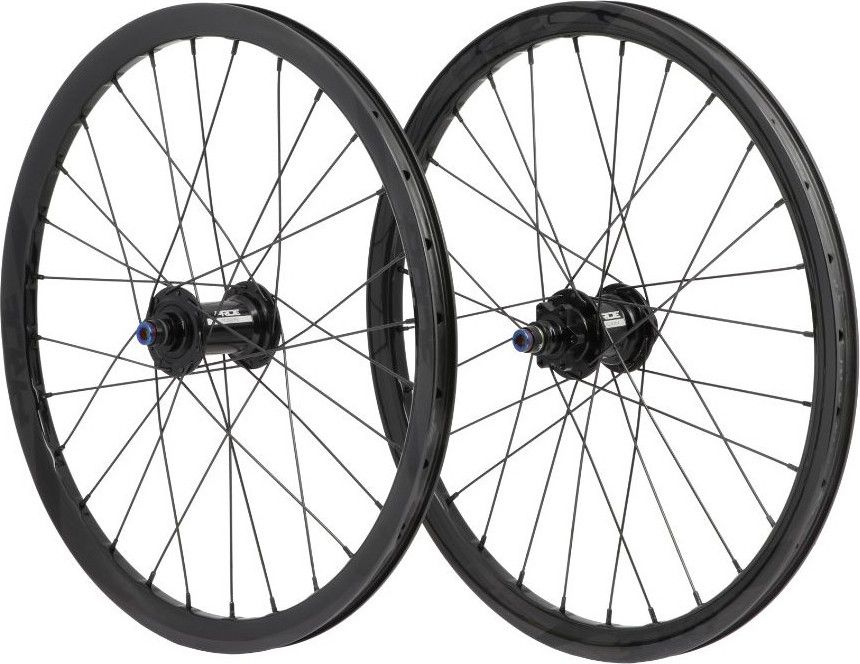 Paire de Roues Pride Racing Wave CFR Fusion 20" (451) | 10x100 - 10x110 mm | 6 Trous | Noir Brillant