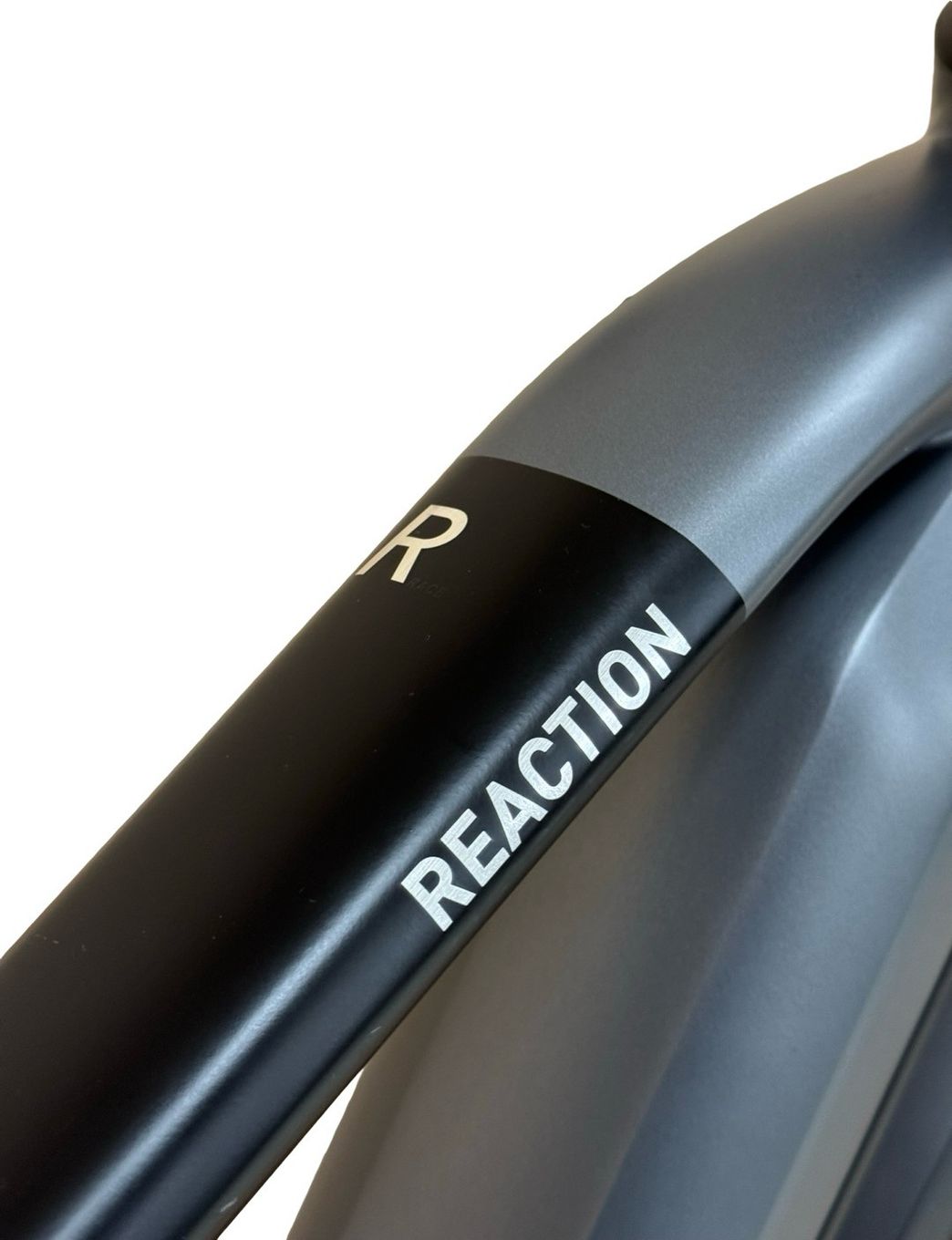 produit reconditionné .Cube Reaction Hybrid Race 625 Shimano XT 2024 . VTT électrique . Cube . très bon état