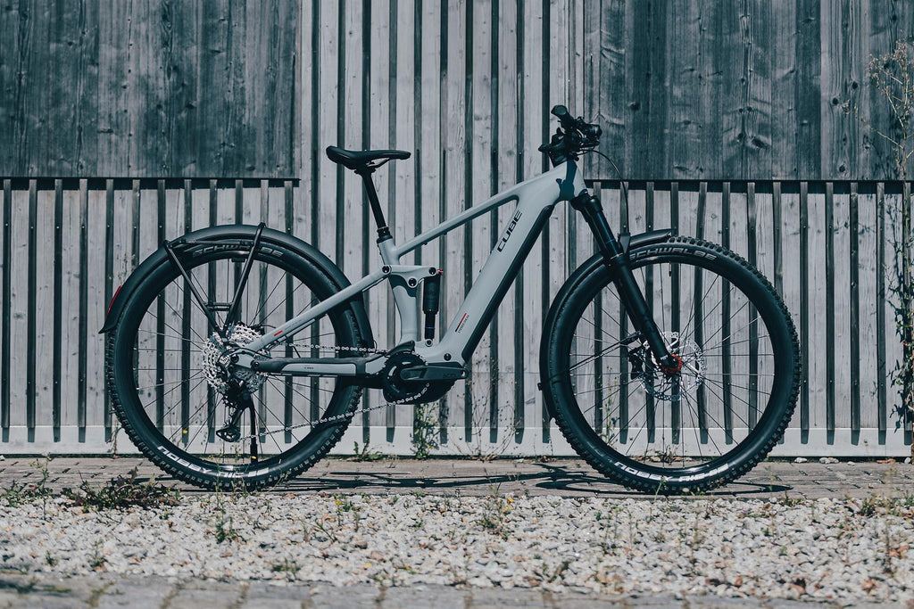 VTT Électrique Tout-Suspendu Cube Stereo Hybrid One44 Pro 800 FE Shimano 12V 800 Wh Bosch 120 Nm 29'' Bleu Gris Vulcan 2026