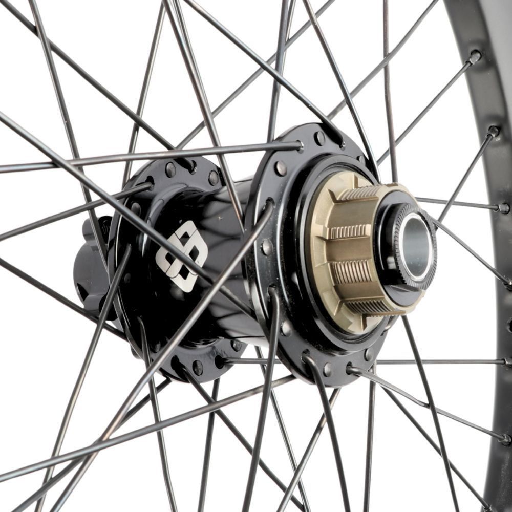 Paire de Roues Carbone Pride Wave Mat Blanc Matrix 20/15mm Noir