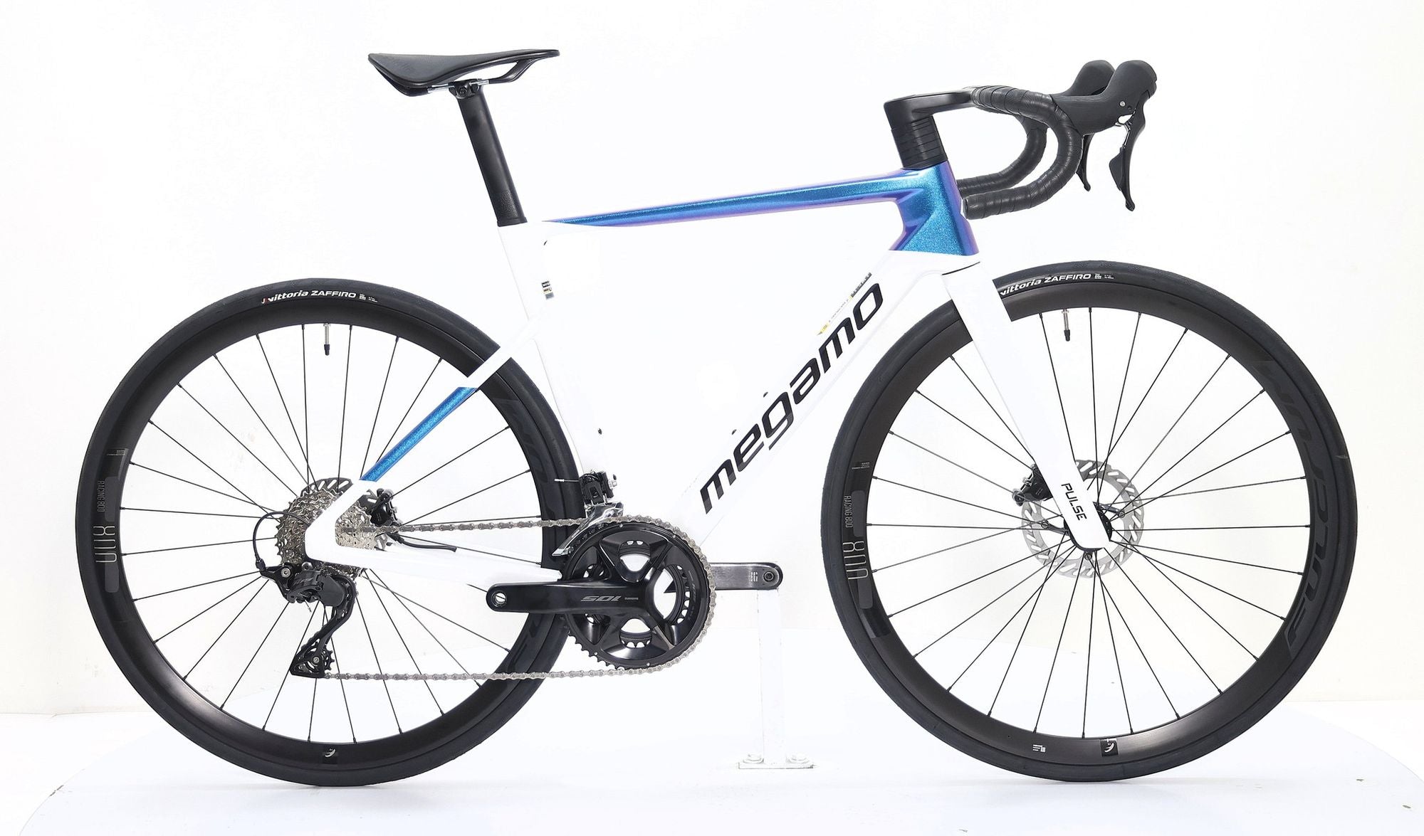 Produit Reconditionné · Vélo de route MEGAMO Pulse 20 2026 · Très bon état