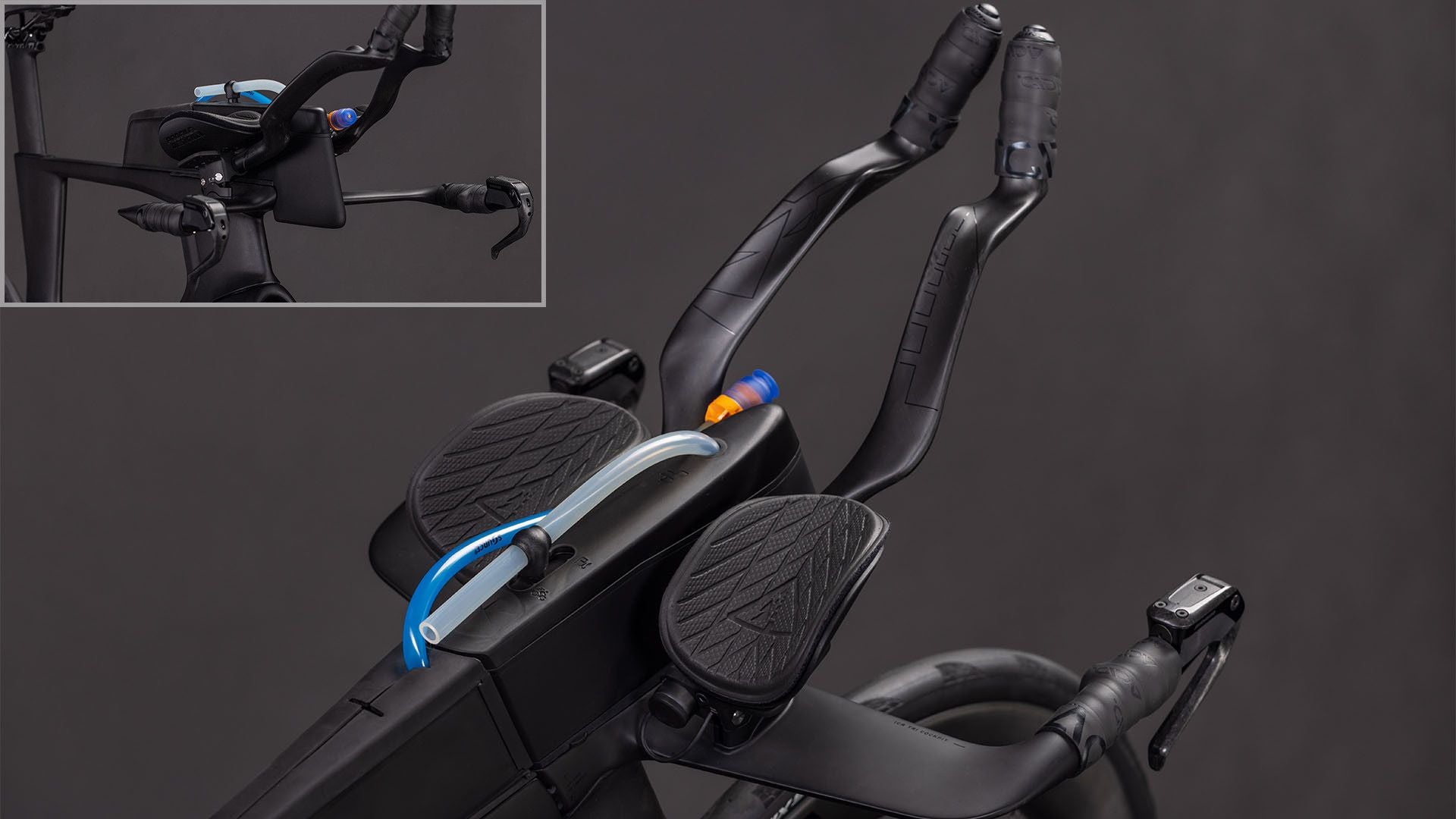 Vélo de Triathlon Cube Aerium C:68X SLX Sram Force AXS 12V 700 mm Gris Carbon Noir 2026