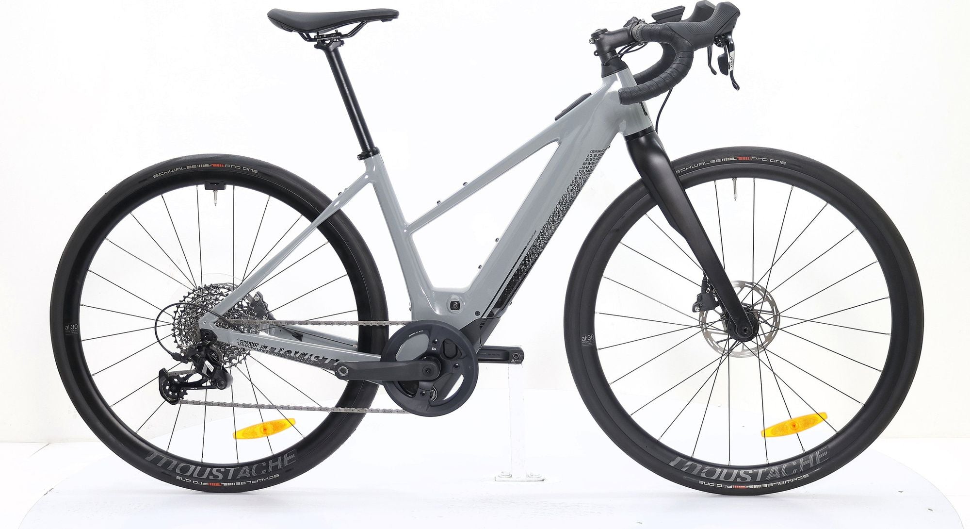 Produit Reconditionné · Vélo de route électrique MOUSTACHE Dimanche 28 Road 4 2024 · Très bon état