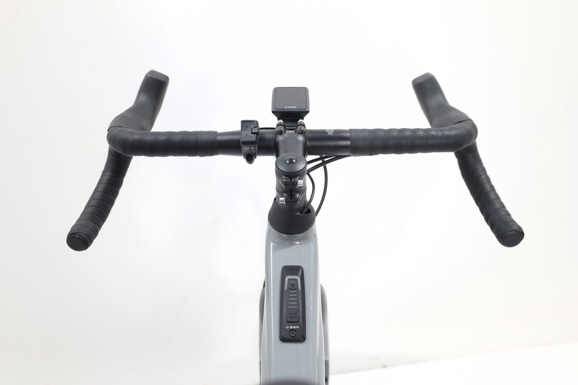 Produit Reconditionné · Vélo de route électrique MOUSTACHE Dimanche 28 Road 4 2024 · Très bon état
