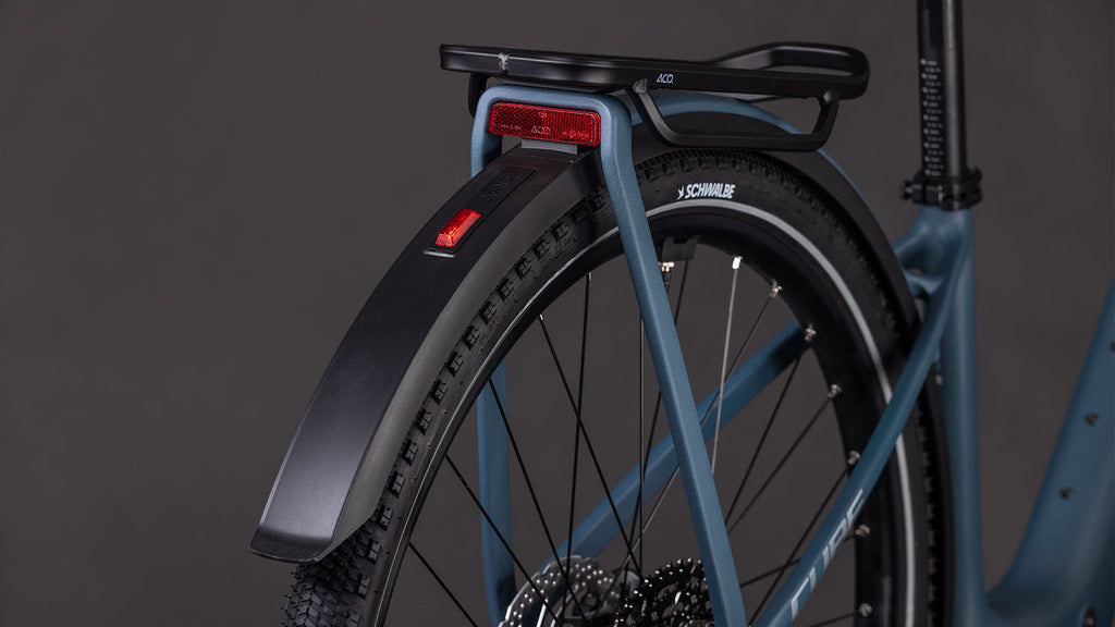 VTC Électrique Cube Kathmandu Hybrid C:62 Pro 400X Easy Entry Shimano Cues 11V 400 Wh 700 mm Bleu Spectral 2026