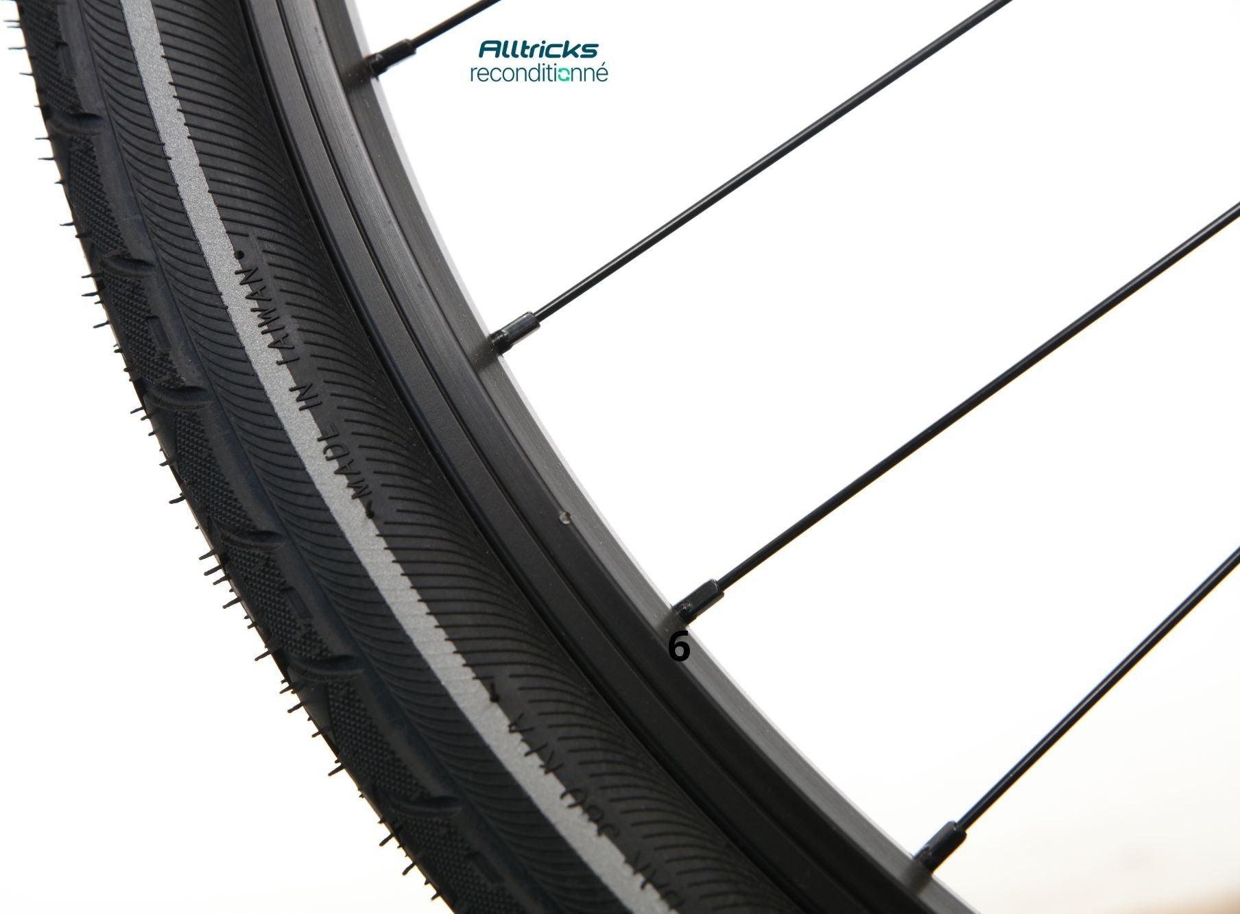 VTC Électrique BH Atom Cross Shimano Acera 8V 500 Wh 700 mm Gris Plata T.M 165/177cm - Produit Reconditionné