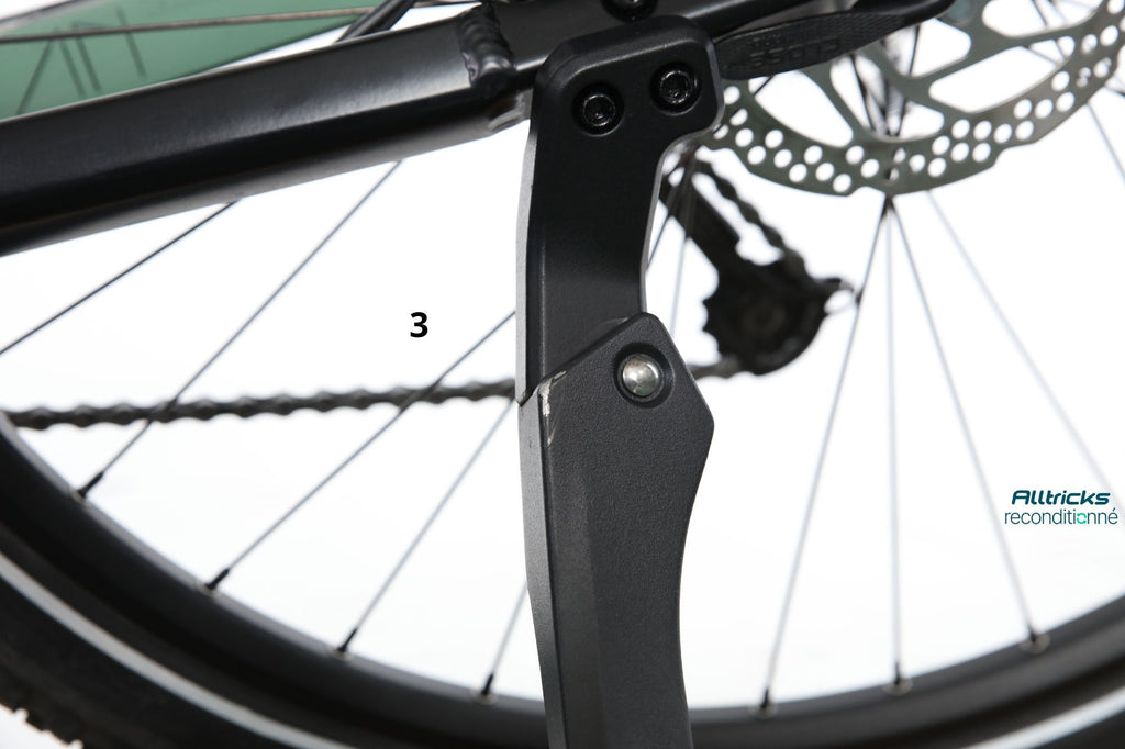 VTC Électrique O2 Feel iSwan Explorer Univ 6.2 Shimano Alivio 9V 540 Wh 27.5'' Noir Intense T.M 170/190cm - Produit Reconditionné