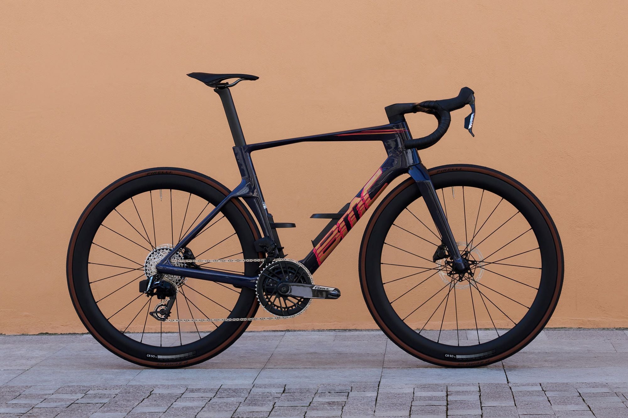 Vélo de Route BMC Teammachine R 01 Three Sram Force AXS 12V 700mm Bleu/Orange 2027
