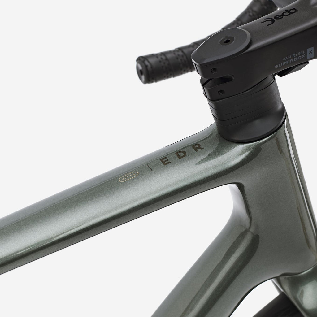 Vélo de Route Van Rysel EDR CF Ultra Shimano Ultegra Di2 12V 700mm Vert Kaki