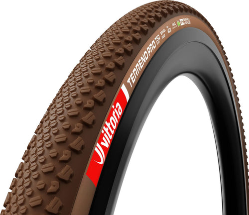 Pneu Gravel Vittoria Terreno Pro T50 Mixed Gravel Race 700 mm Tubeless Ready Souple Anti-Puncture Belt Race Formulation Marron Natural Flancs Beiges