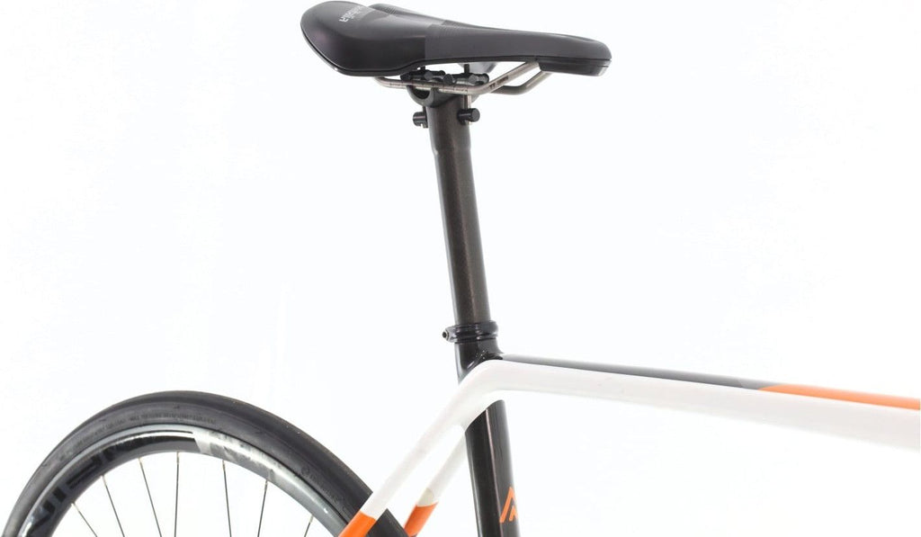 Produit reconditionné · Felt Rally AXS 12V · Blanc / Vélo de route | Très bon état