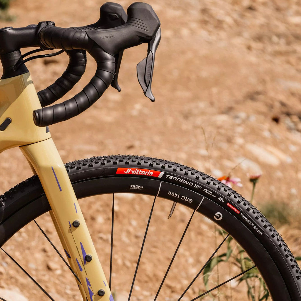 Pneu Gravel Vittoria Terreno T60 Mixed Gravel Endurance 700 mm Tubeless Ready Souple Anti-Puncture Belt Endurance Formulation Graphene