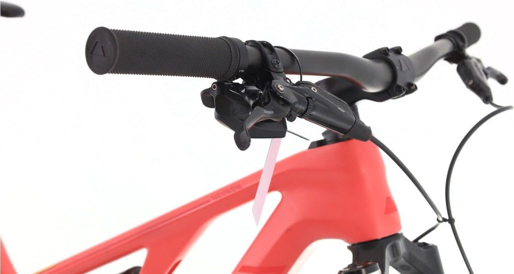 Produit reconditionné · Canyon Neuron CF SLX X01 AXS Flight Attendant / Vélo VTT | Très bon état