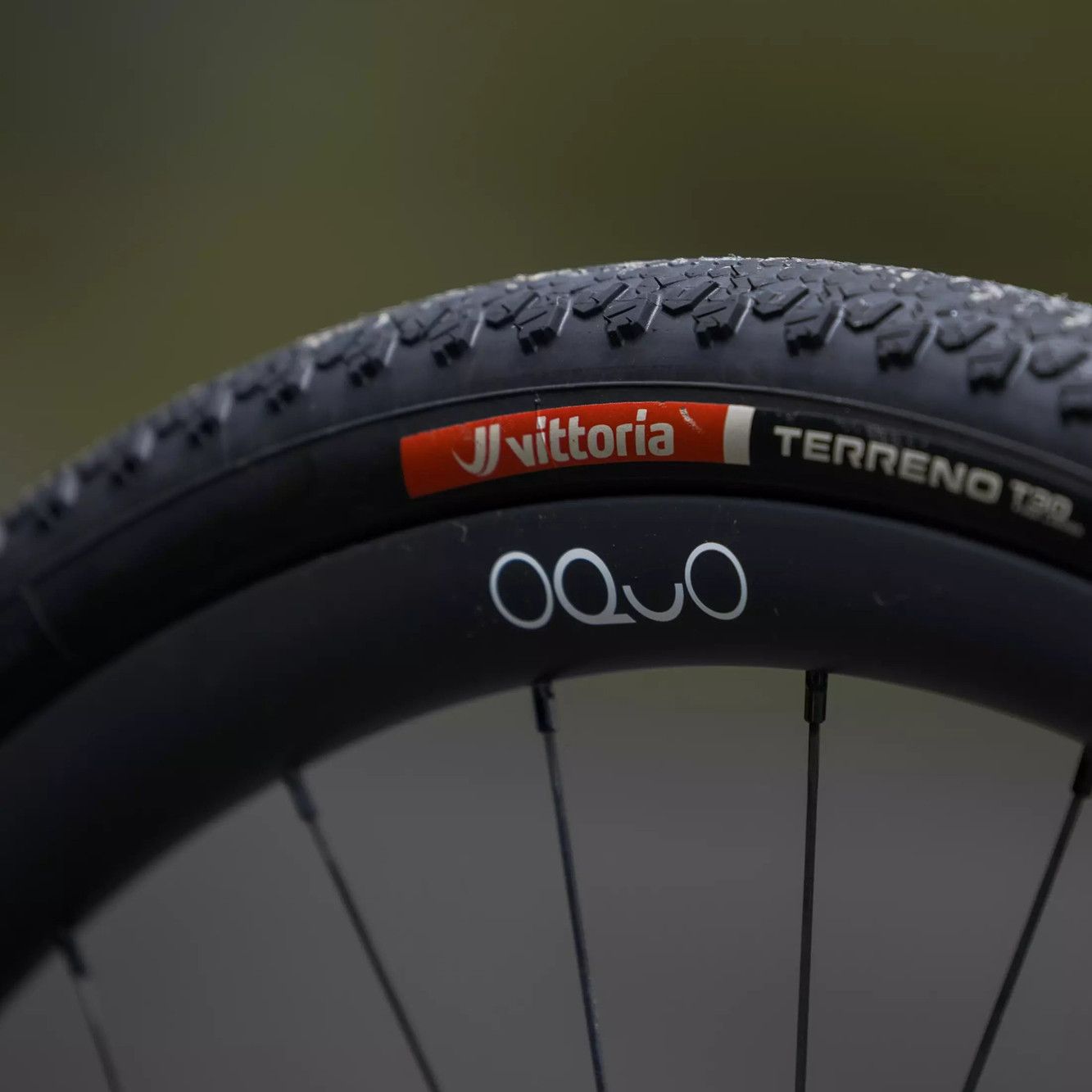 Pneu Gravel Vittoria Terreno T30 Fine Loose Gravel Sport 700 mm Tubetype Souple Sport Formulation