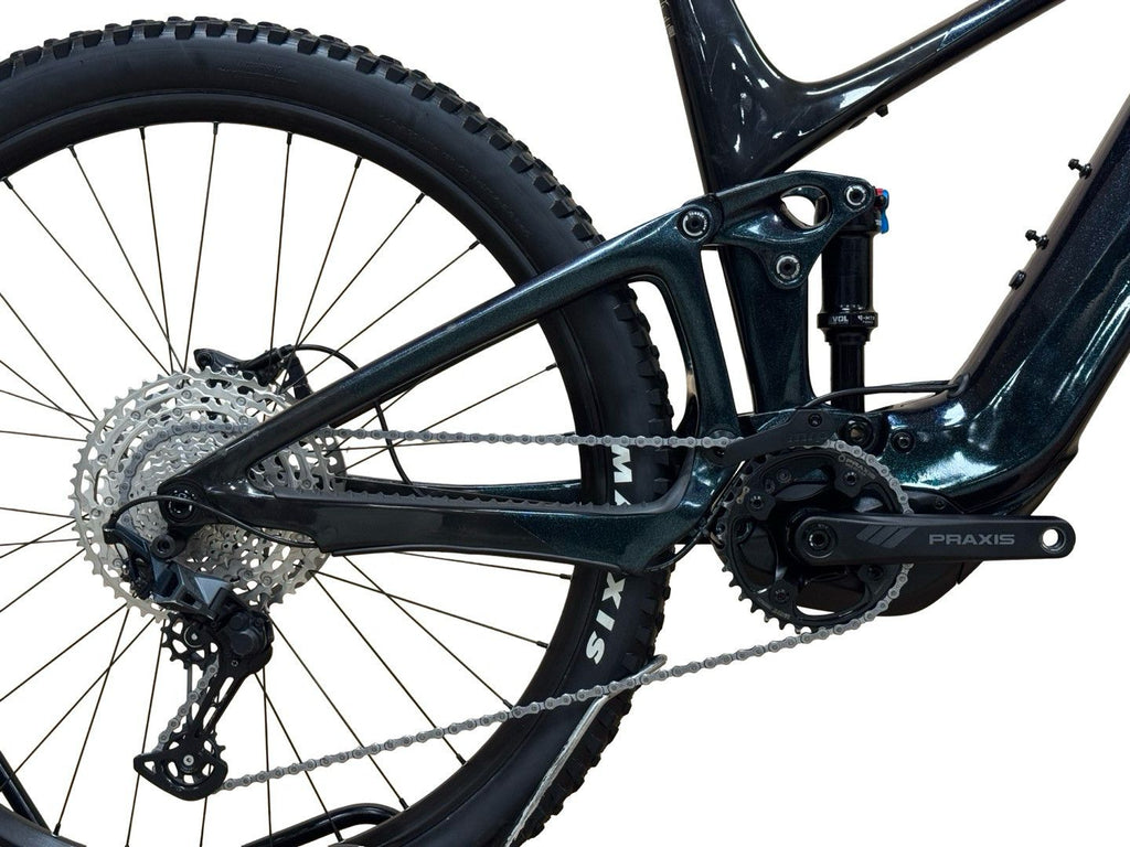 produit reconditionné . Giant Trance X Advanced E+ 2 Shimano SLX 2023 . VTT électrique . Giant . très bon état