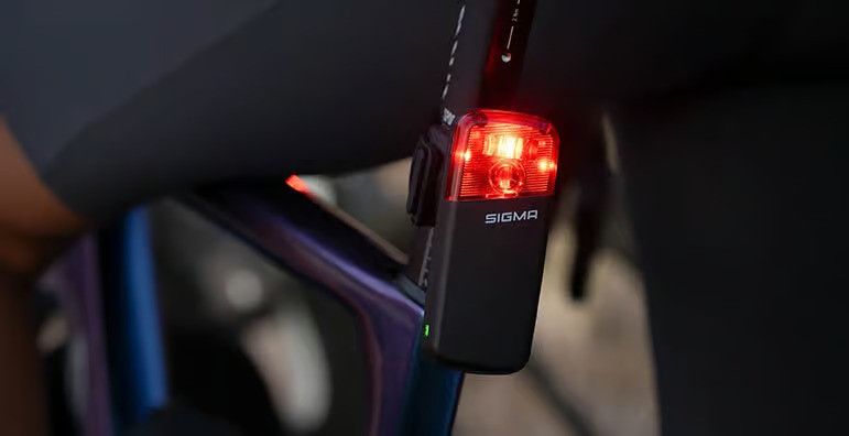 Radar et Éclairage Arrière Sigma Reco 81 Link