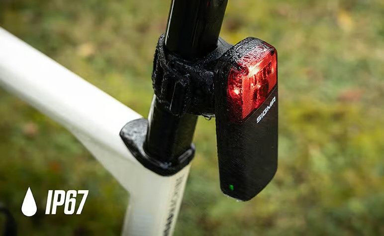 Radar et Éclairage Arrière Sigma Reco 81 Link