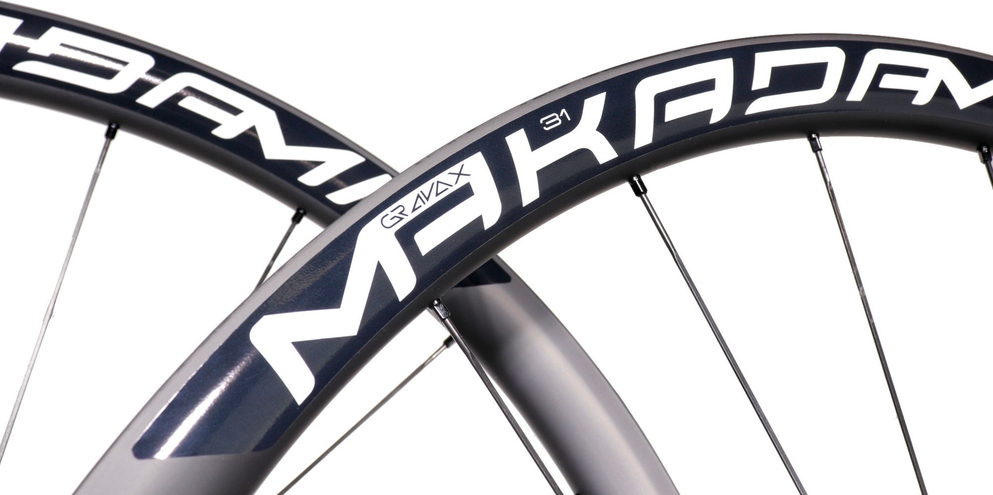 Paire de roues carbone gravel – MaKadamm gravax 31 disc premium à pneus – 1213gr la paire – centerlock – axe 12x100 | 12x142