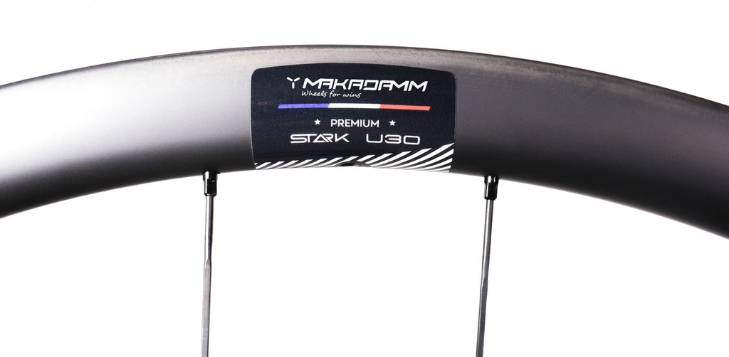 Paire de roues carbone route – MaKadamm stark u30 disc premium à pneus – 1269gr la paire – centerlock – axe 12x100 | 12x142