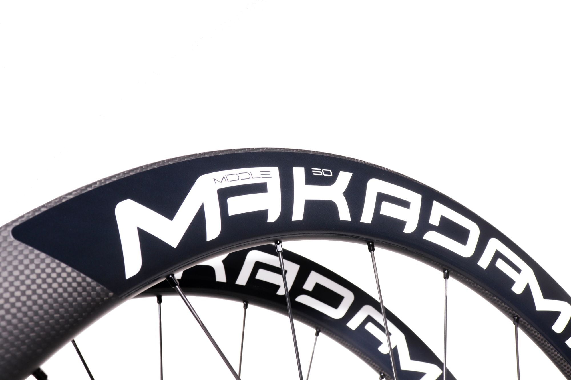 Paire de roues carbone route – MaKadamm middle 50 disc classic à pneus – 1498gr la paire – centerlock – axe 12x100 | 12x142