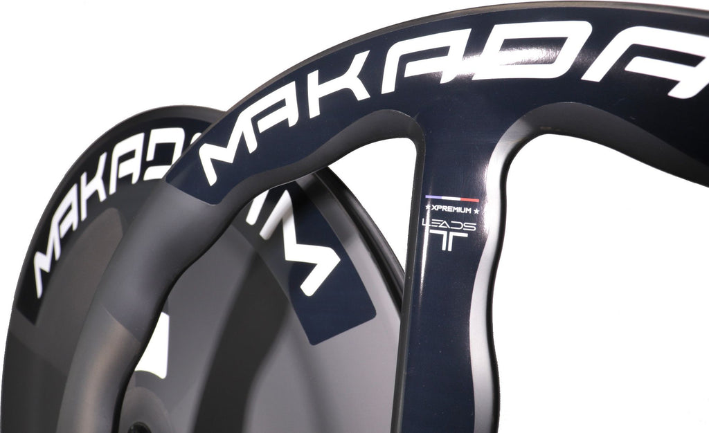 Paire de roues carbone route – MaKadamm eleva/leads disc xpremium à pneus – 1553gr la paire – centerlock – axe 12x100 | 12x142